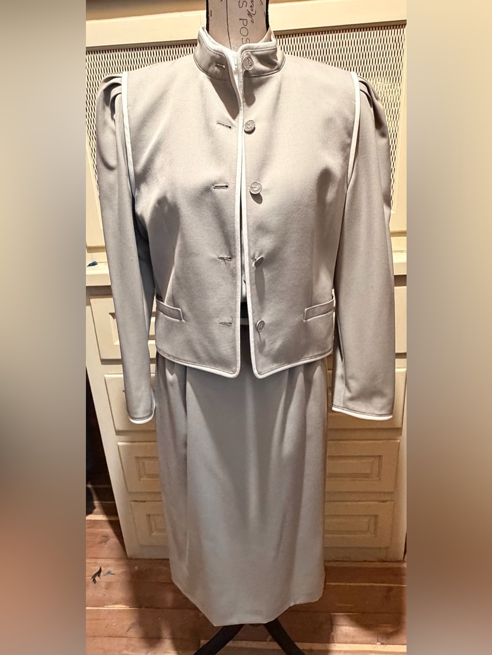 VTG Louis Feraud 4Pc Skirt Suit Set - Blouse Jacket Skirt Belt
